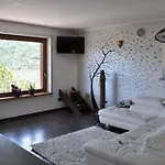 La Tour Nus