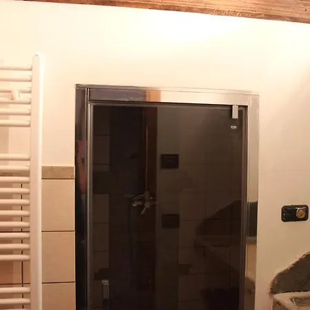 빌라 La Tour 누스