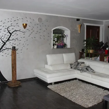 La Tour Villa *